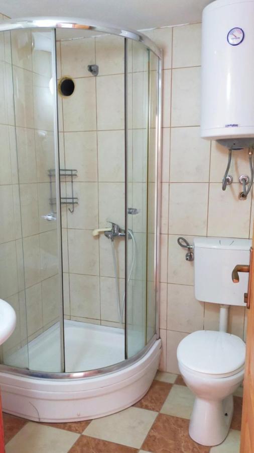 Guesthouse Tri Palme Bečići Luaran gambar